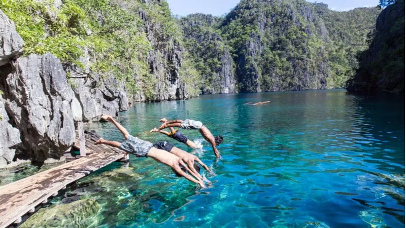 Coron-Island--A-Scenic-Island-of-Philippines.webp