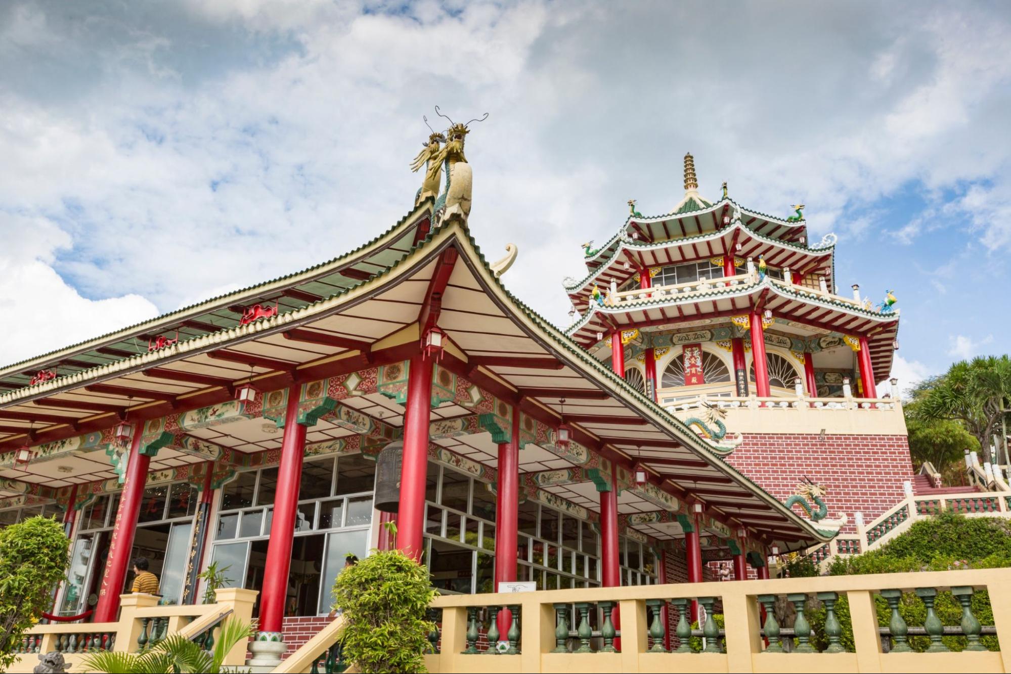Pagoda and dragon sculpture of the Taoist Temple in Cebu, Philippines